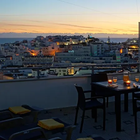 公寓 Rooftop Oldtown 阿尔布费拉